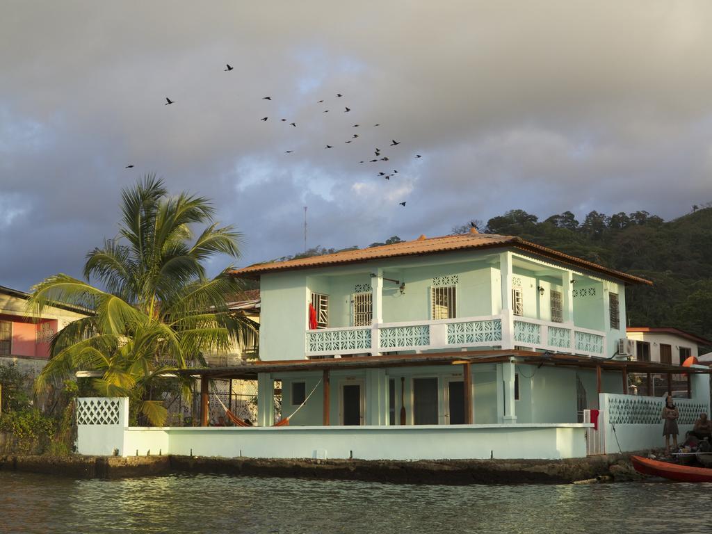 Casa Del Rayo Verde Hotelito Solidario Portobelo Bagian luar foto