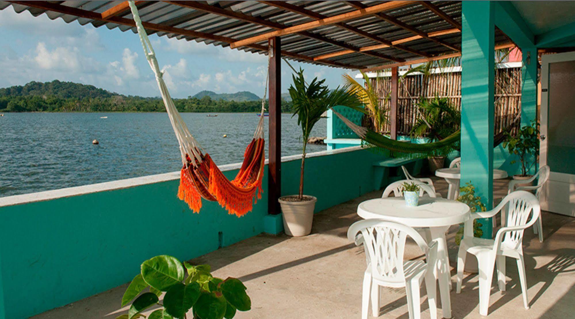 Casa Del Rayo Verde Hotelito Solidario Portobelo Bagian luar foto